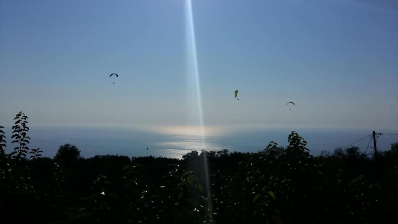 Appartamento Horizon Blue, Kalamitsi, Lefkas Esterno foto